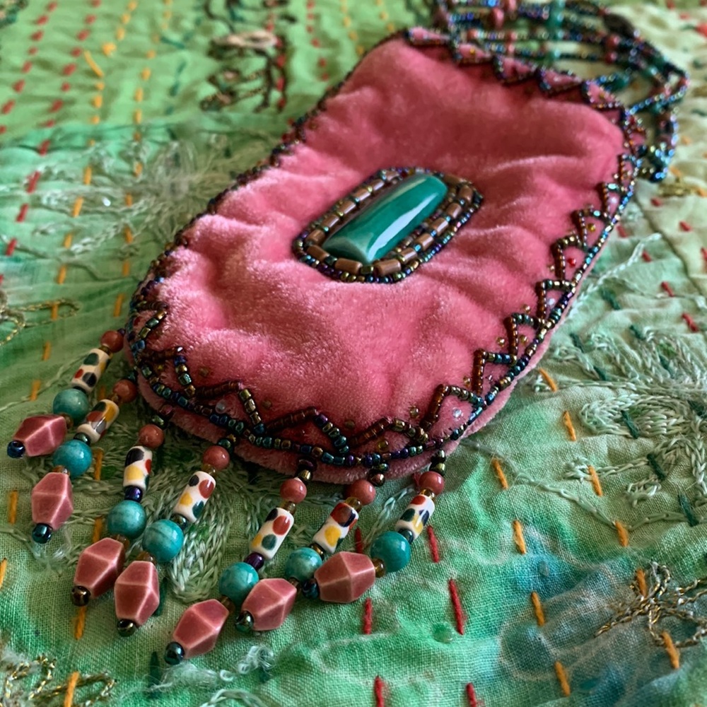 Vintage velvet beaded stash pouch nechlace